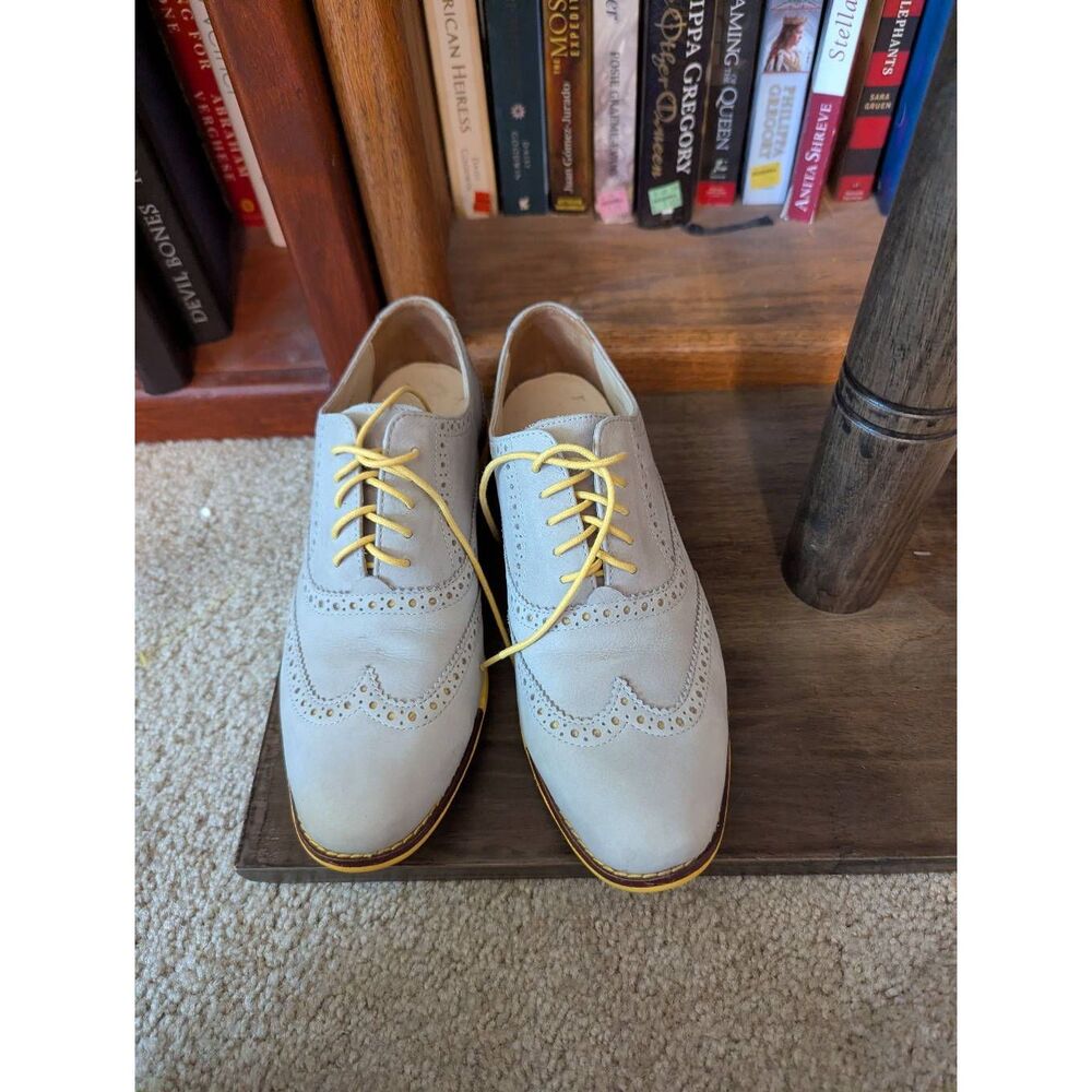 Cole Haan Shoes Women Size 8.5B Alisa Gray Yellow Suede Wingtip Oxford D36733